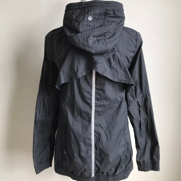 lululemon athletica Jackets & Blazers - Lululemon Run willpower jacket black size 6 hood